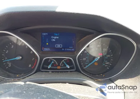 2014 Ford Focus Se z USA, uszkodzony, nr VIN 1FADP3K22EL151267